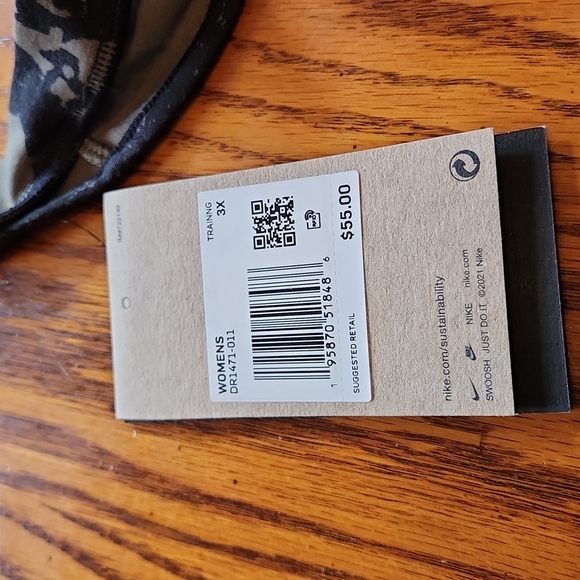 Nike Plus Slim Dri-Fit Tank - Picture 6 of 9